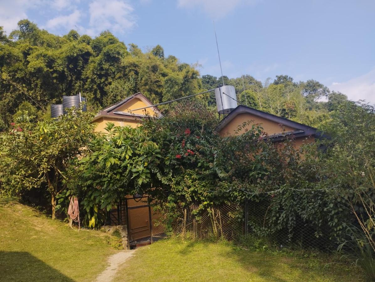 Hotel Tourist Residency Pokhara Exteriör bild