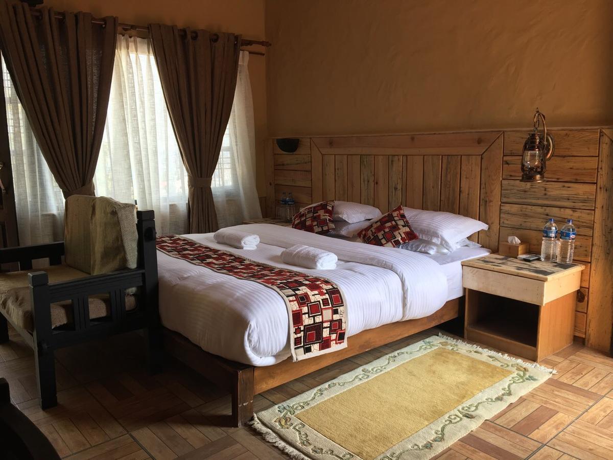 Hotel Tourist Residency Pokhara Exteriör bild