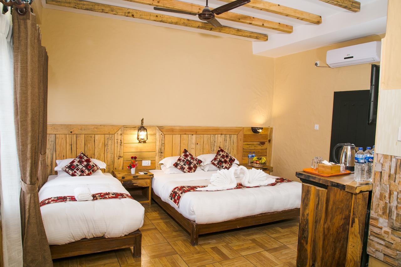 Hotel Tourist Residency Pokhara Exteriör bild