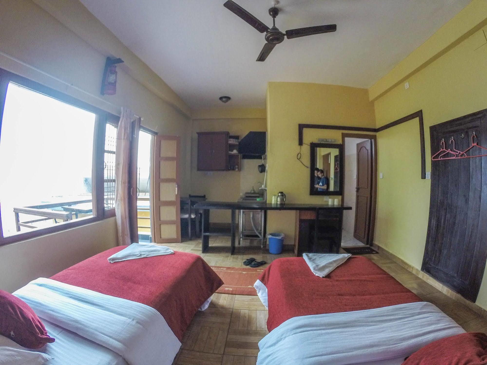 Hotel Tourist Residency Pokhara Exteriör bild